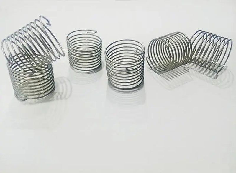 是什么原因?qū)е聫椈蓮椥允В?/></dt></a>
                        <dd class=